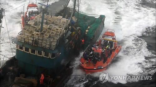 木浦海洋警察署當(dāng)?shù)貢r間7日上午截獲了涉嫌在全羅南