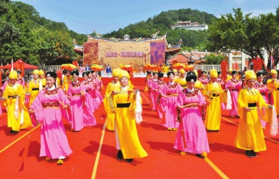 九日山仿宋祈風盛典再現(xiàn)古代航海節(jié)的壯觀場面