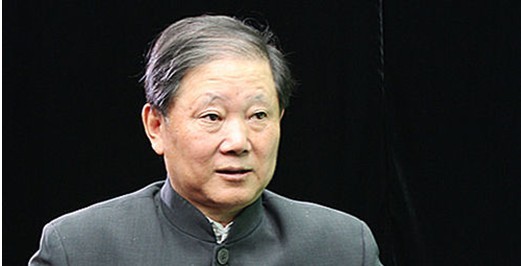 孫玉璽認(rèn)為，中印在邊界問題上的談判要求得兩國民眾