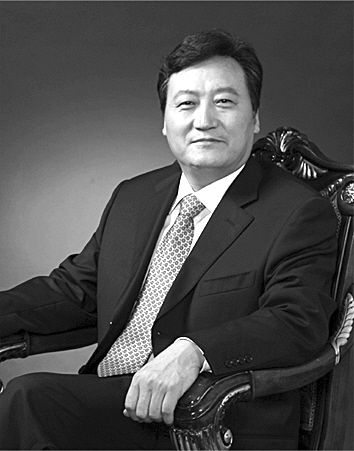 中國(guó)中鐵公司執(zhí)行董事、總裁白中仁