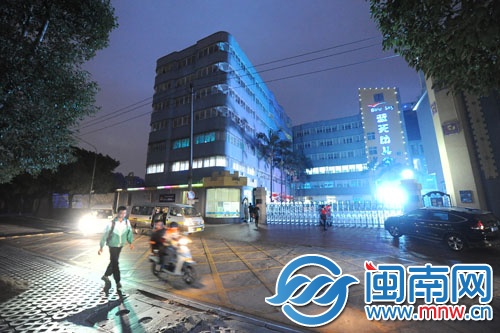 位于泉州東海的藍天幼兒園,頗具規(guī)模