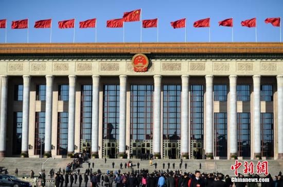 人大會(huì)議今開幕 李克強(qiáng)首份政府工作報(bào)告引關(guān)注1