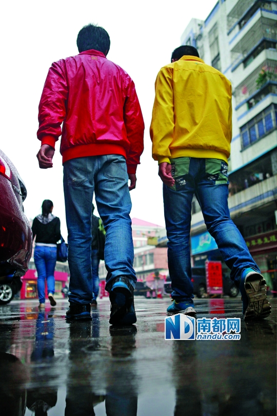 湖北襄陽一對(duì)夫妻因沉迷邪教自殺2